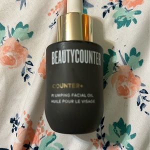 Beautycounter plumping facial oil